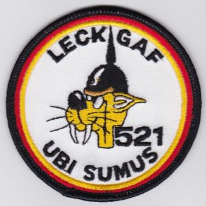 A patch with the words leck gaf ubi sumus.