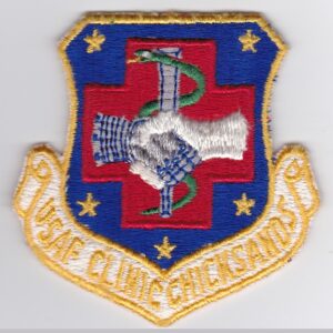 A patch with the emblem of the united states air force clinic.