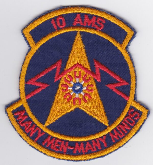 A patch with the words 10 - ams on it.